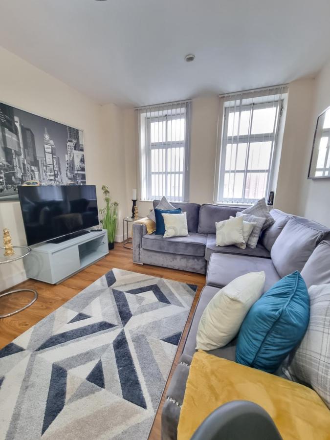 2 Bedroom - City Centre Location - Perfect For Family'S Bradford  Bagian luar foto